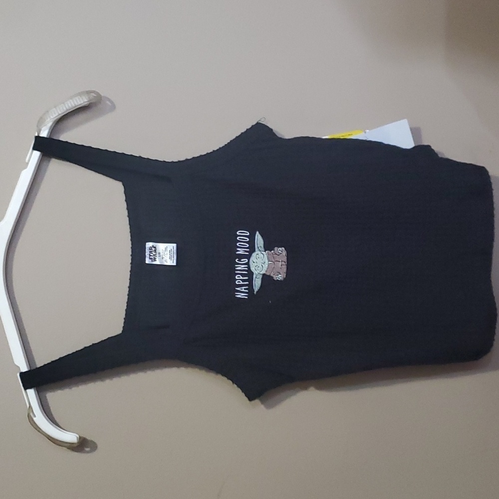 Star wars crop top size large
